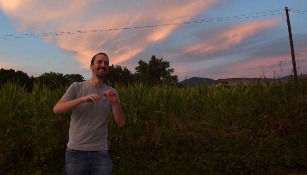 ‘Larra Bideak’ izeneko diskoa argitaratu du Iñaki Larraiozek