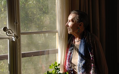 Liburu bat eta atzera begirako zikloa Yannick Bellon zuzendariari