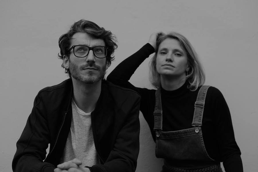 Lumi elektro-pop bikoak lehen lan luzea kaleratu du: ‘Itzal zikinak’