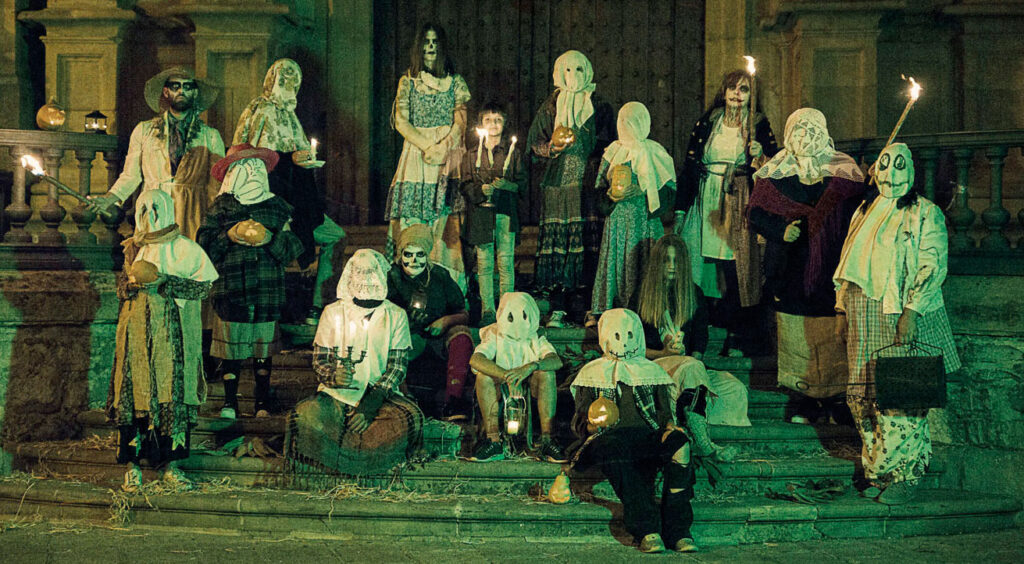 [BIDEOA] Gau Beltza antolatzeko baliabideak edozeinen eskura jarri ditu Euskaltzaleen Topaguneak