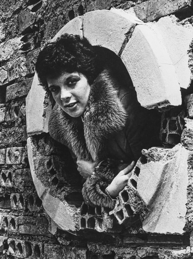 Nafarroako Museoak Lydia Anoz argazkilariari buruzko erakusketa paratu du