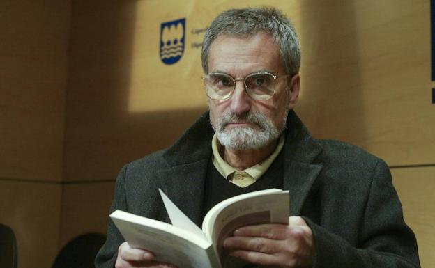 Xabier Lete omentzeko hainbat ekimen antolatu dituzte bere heriotzaren X. urteurrenerako