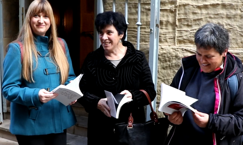 [BIDEOA] Zortzi ahots emakumezkoren antologia poetikoa kaleratu du Balea Zuria argitaletxeak