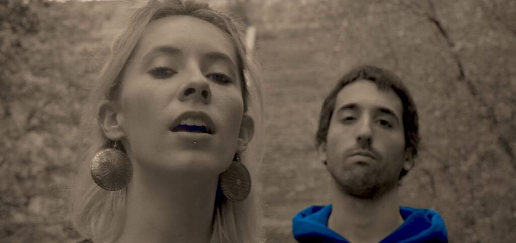 [BIDEOA] Ziztada&Rlantz taldeak ‘Ikasi eta lan’ kantua eta bideoklipa aurkeztu ditu