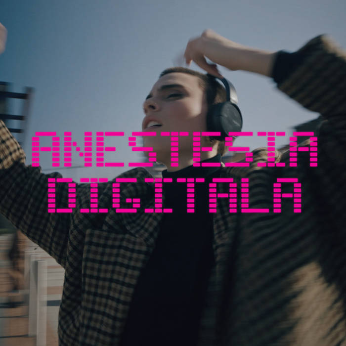 Koban taldeak ‘Anestesia digitala’ izeneko kantua aurkeztu du, bideoklip eta guzti