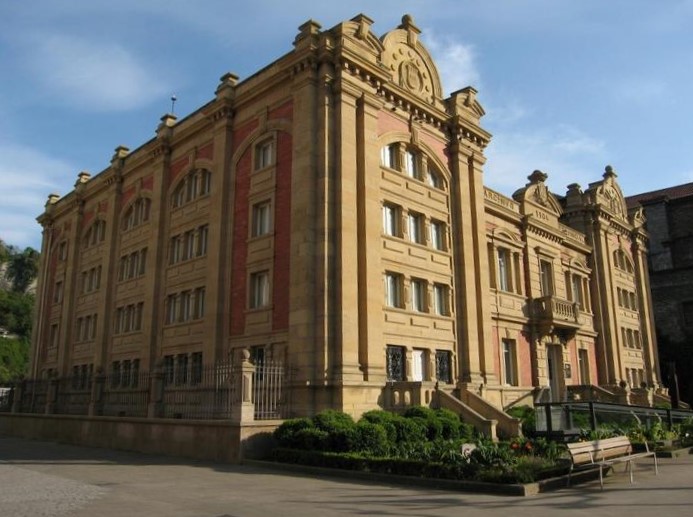 Familiaren zuhaitz genealogikoa online berreraikitzeko aukera