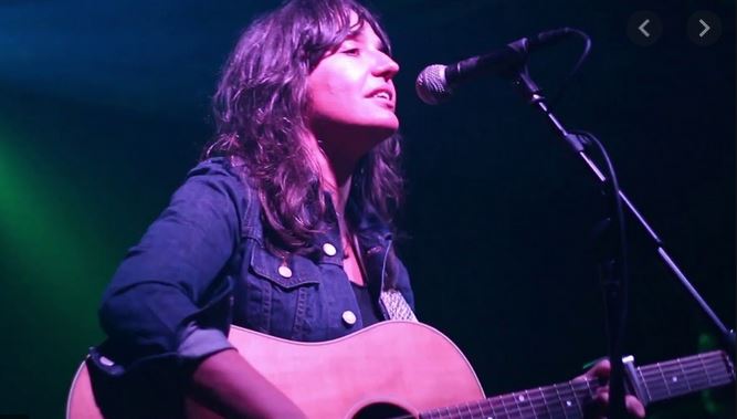 Aretoetako zuzenekoak Iruñeko plazetara