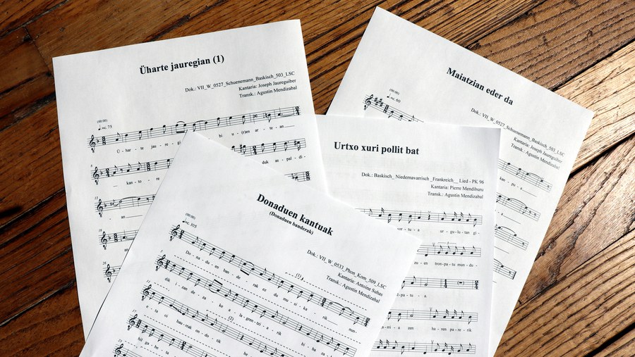 Agustin Mendizabalek Lehen Mundu Gerrako euskal presoen kantuen transkripzio musikala egin du