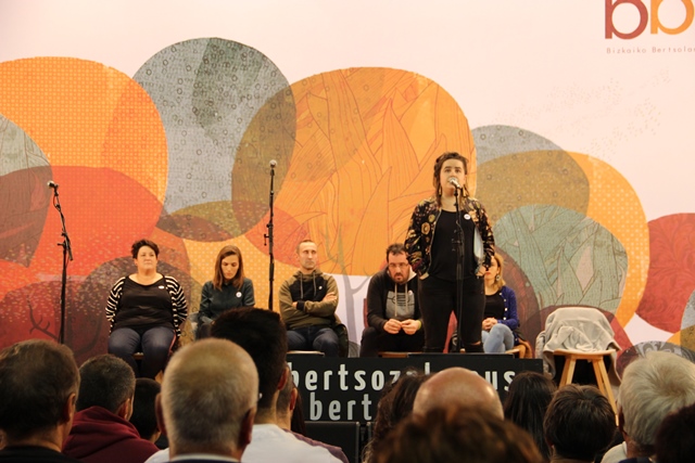 Bizkaiko Bertsolari Txapelketa datorren urtera atzeratu da