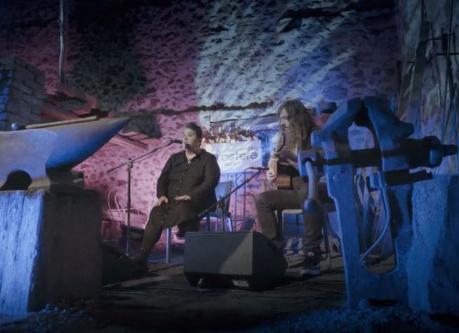 [BIDEOA] Eñaut Elorrieta, Zea Mays eta Izaki Gardenak aurtengo Udagoieneko Ostera zirkuituan