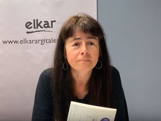 [BIDEOA] Idoia Garzes idazleak ‘Mendiko gaitza’ izeneko liburua aurkeztu du