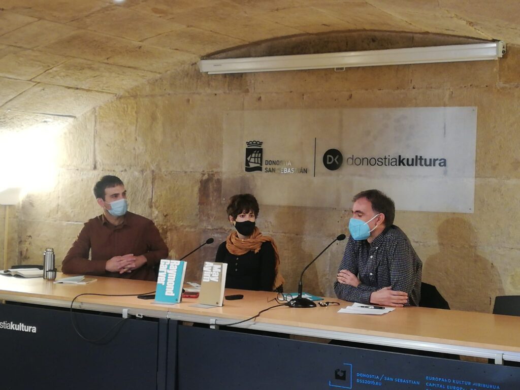 May Ayim eta Raymond Carver poeten antologia berriak dakartza Munduko Poesia Kaierak bildumak