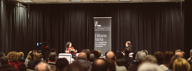 Literaktum jaialdia bertan behera geratu da, 2021ean bueltatzeko asmo sendoarekin