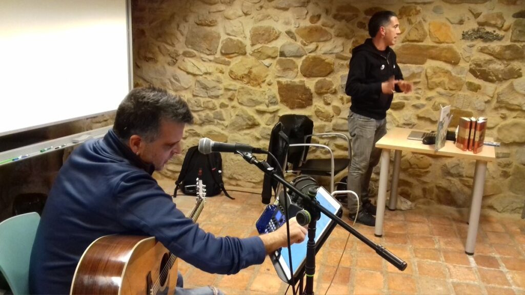 Gotzon Barandiaranek eta Rafa Ruedak ‘Hitzen Ahairea’ ikastaroa eskainiko dute bihar, Donostian