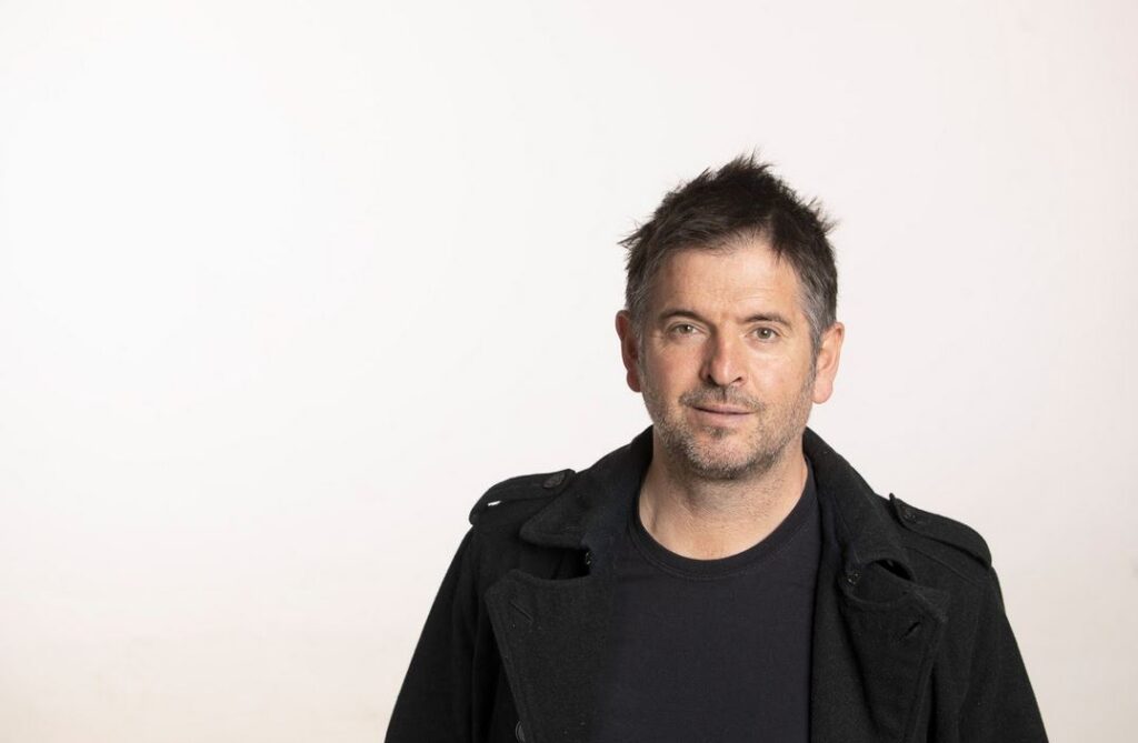 Mikel Urdangarinek ‘Izurdeen lekua’ diskoa plazaratu du