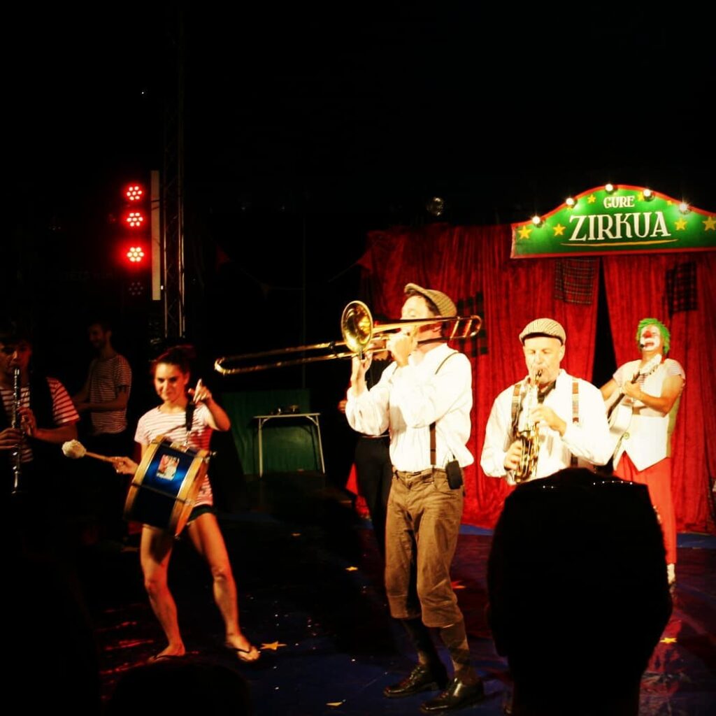 Gure Zirkuak 34 emanaldi eskainiko ditu Tolosan urtarrilaren 10era arte