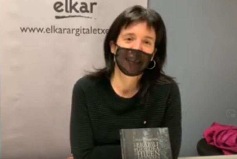 [BIDEOA] Olga Tokarczuk idazlearen ‘Erabili goldea hilen hezurren gainetik’ eleberria euskaratu dute