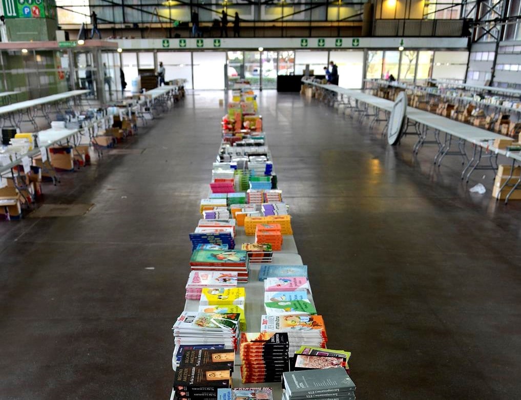 Durangoko Azokako online dendaren biltegia prest