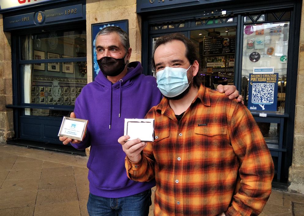 Asier Hernandezek eta David Manganak irabazi dituzte XVI. Cafe Bar Bilbao Teatro Laburreko sariak