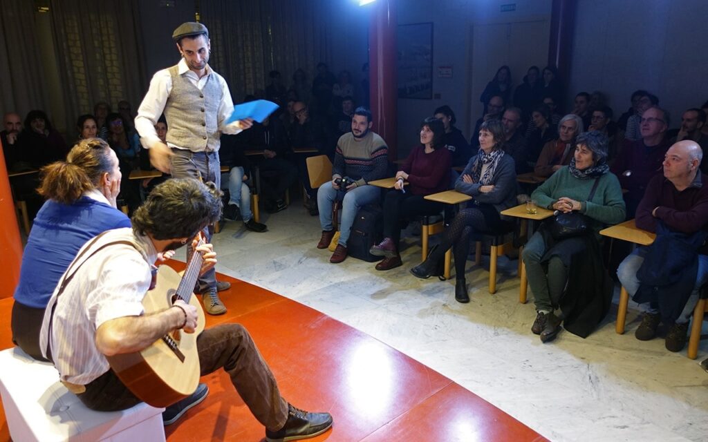 Artekartu konpainiarentzat 2021eko Lautan Hiru laguntza, ‘Hauts artean’ lanagatik