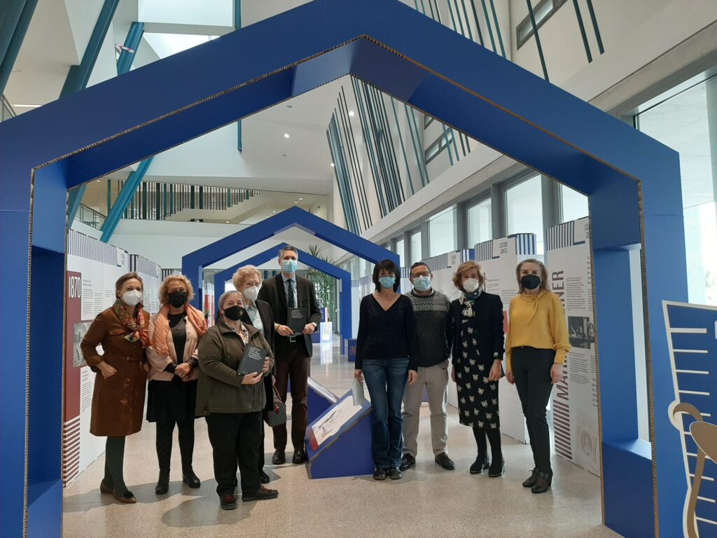 ‘Liburutegi publikoak lehen planoan’ liburua aurkeztu dute Nafarroan