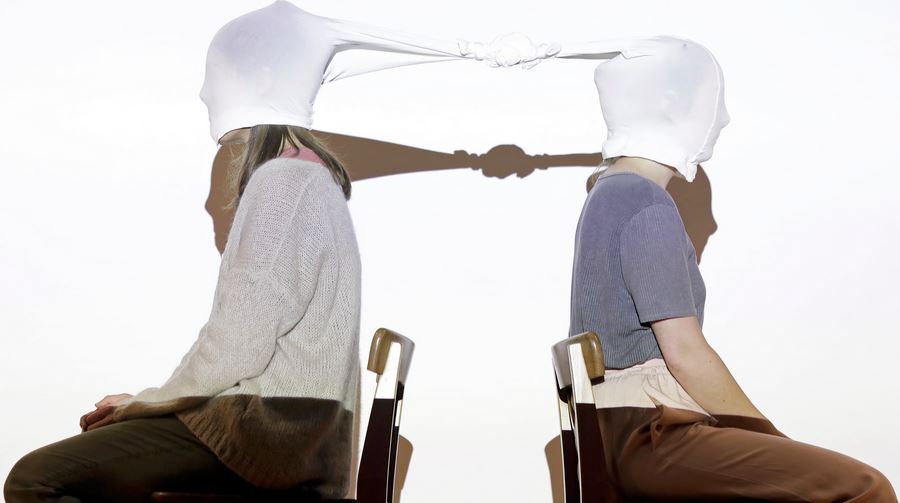 ‘H-Artzetik, poesia musu zapietan’ ikuskizuna taularatuko dute igandean, Gasteizen