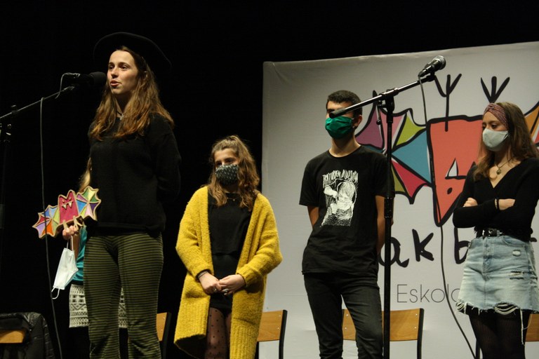 Hamaika bertsolari gaztek hartuko dute parte Nafarroako Eskolarteko Bertsolari Txapelketan, Lesakan