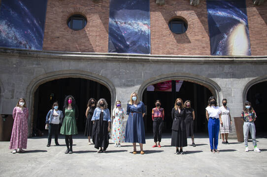 (H)emen Elkarteak Aukera programaren bost proiektuak aurkeztu ditu, emakume zinemagile gazteei zuzenduta