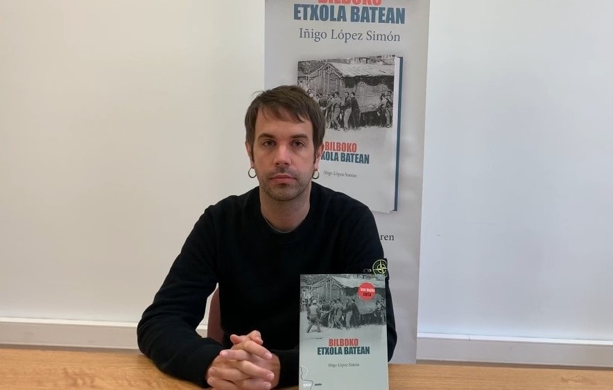 [Bideoa] Iñigo Lopez historialariak ‘Bilboko etxola batean’ liburua argitaratu du