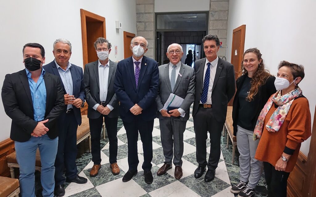 ‘Molac’ legearen ondorioez eztabaidatu da Baionako Herriko Etxean