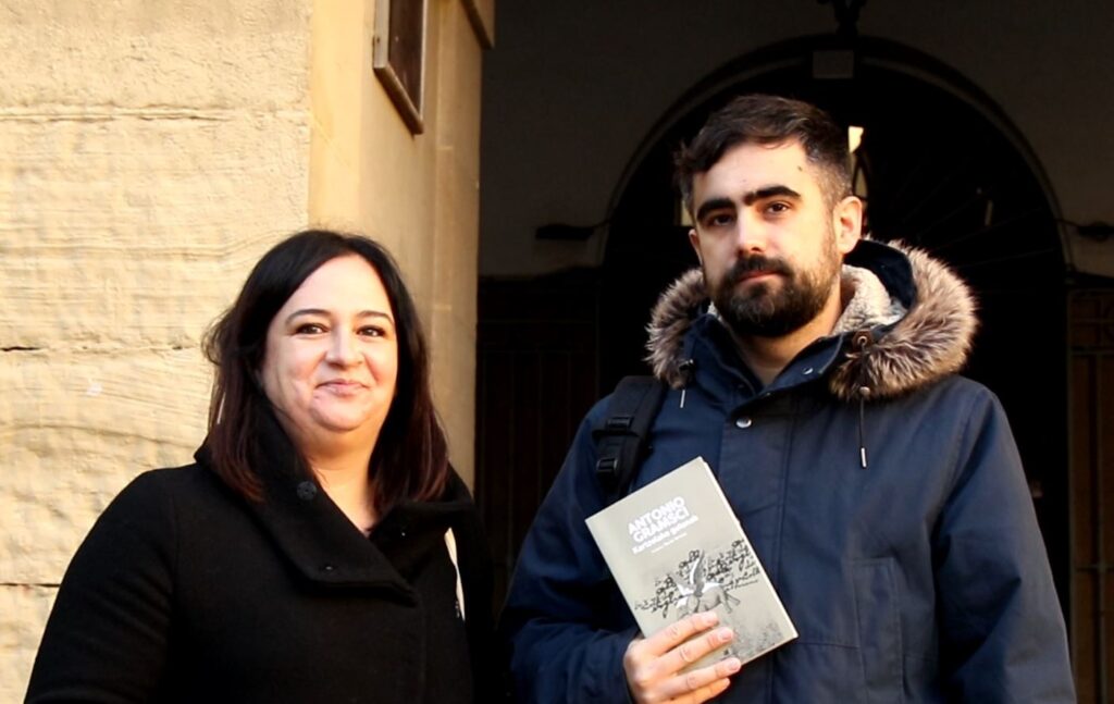 [Bideoa] Ekaitz Sirventek Antonio Gramsci pentsalari eta politikariaren ‘Kartzelako gutunak’ euskaratu du