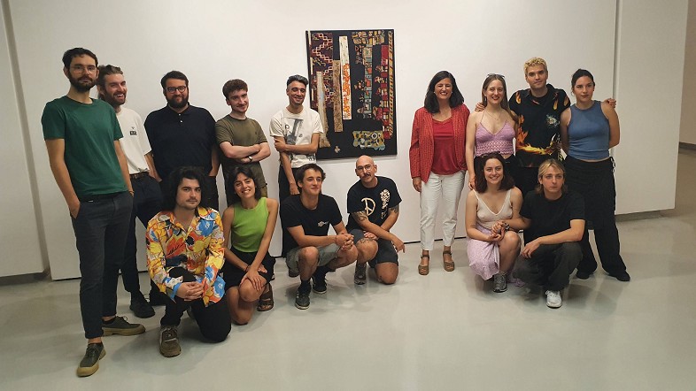 18 artista berriren lanak jasotzen dituen Ertibil erakusketa ibiltaria aurkeztu dute