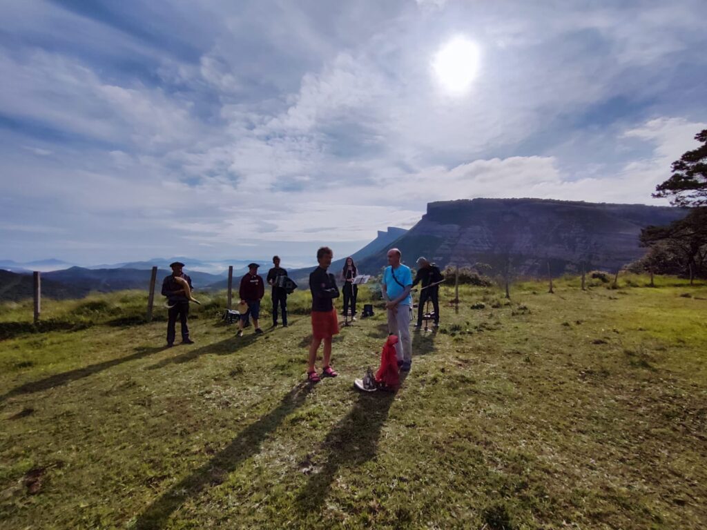 Urmuga mendi ibilaldi musikatua martxan da
