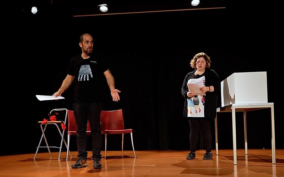 Iruñeko La Piel konpainiak jasoko du 2024ko Lautan Hiru laguntza, ‘Beren izenez’ lanagatik