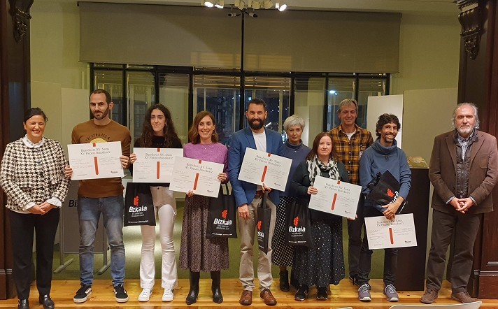 Bizkaidatz lehiaketaren 15. edizioko literatura sariak banatu dituzte