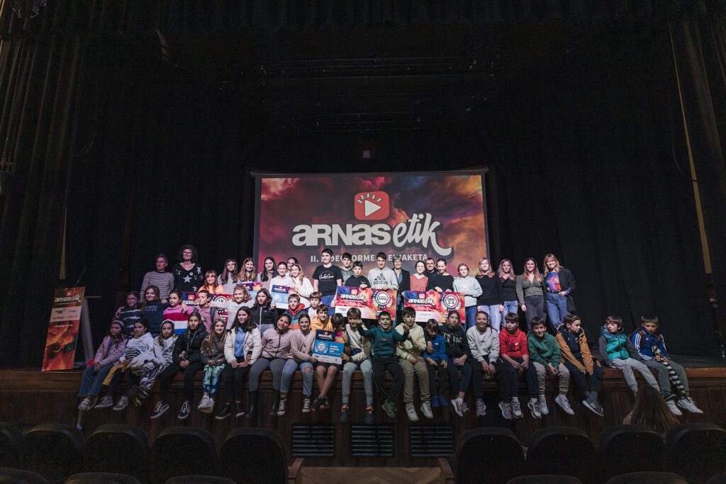 Idiazabal, Azkoitia, Ataun eta Doneztebeko gazteak izan dira aurtengo ‘Arnasetik’ lehiaketako irabazleak