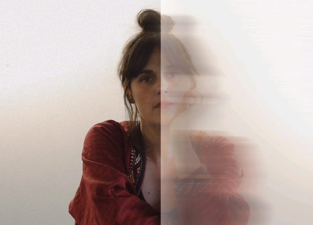 Maria Rivero musikariak ‘Lerro paraleloak’ diskoa plazaratu du