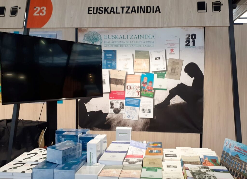 Euskaltzaindiak ‘Lizardiren poesiaren antologia’ aurkeztuko du Durangon