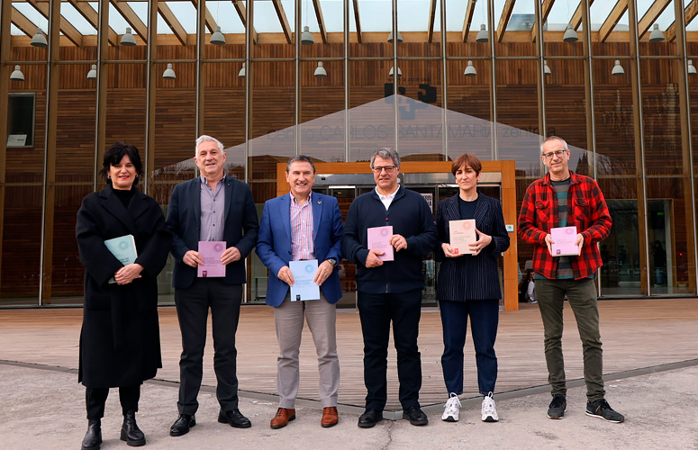 Iñaki Zabaleta EHUko Filosofia irakasleak ‘Nazioa eta hizkuntza Humboldten pentsamenduan’ liburua kaleratu du