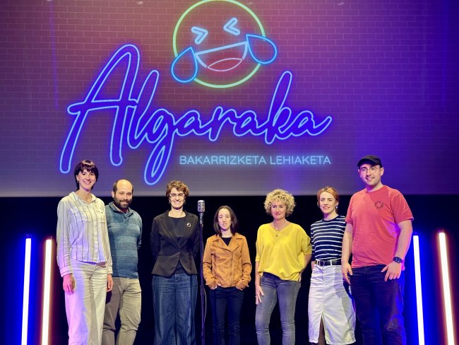 Euskal Herriko lehenengo bakarrizketa lehiaketa aurkeztu dute Bergaran