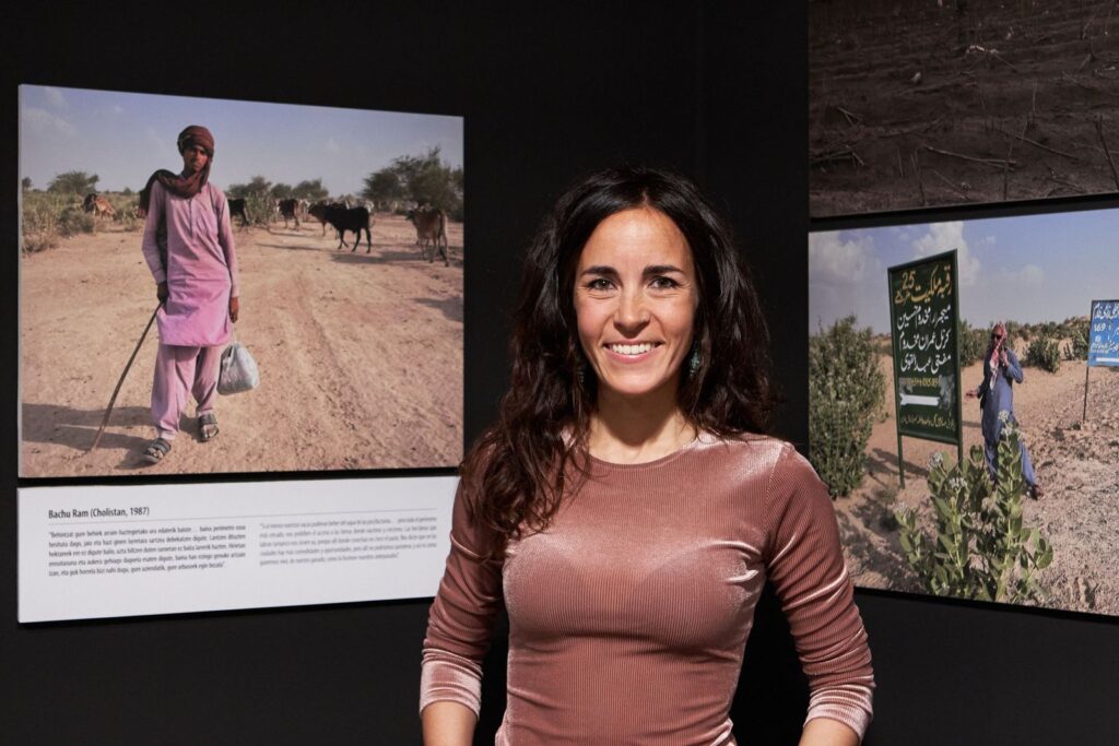 Donostiako Giza Eskubideen Zinemaldiaren testuinguruan, Pakistan: Indusen ibaibideak erakusketa aurkezten dute.
