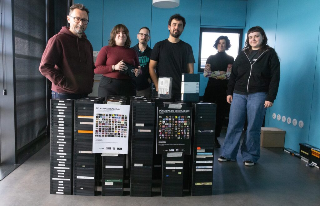 Euskal Herriko bideo-esperimental artxiborik handiena aurkeztu du EHUko Akmeka ikertaldeak