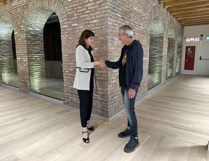 Gasteiz Antzokia irekitzeko akordio batera heldu dira Lazarraga Kultur Elkartea eta Udala