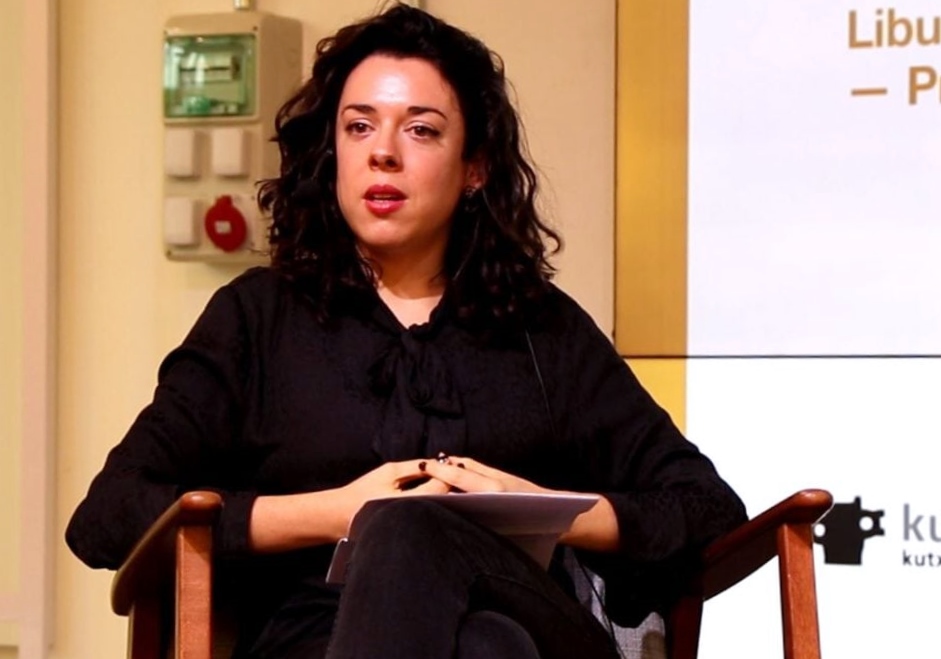 Alaine Agirre idazleak Lizardi saria irabazi du ‘Euri eta ateri’ ‘lanarekin