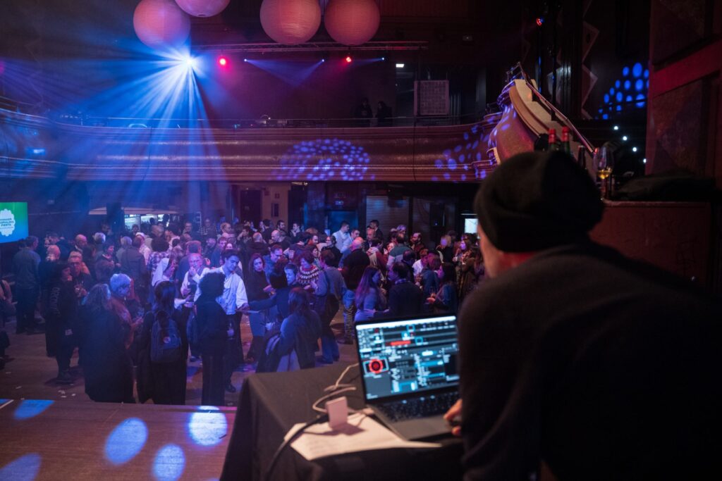 Euskarazko sormen digitala sustatzeko bekaren deialdia egin du Loraldiak