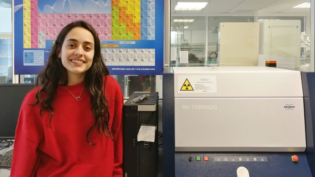 Silvia Perez kultur ondarea aztertzeko eta kontserbatzeko kimika arloko doktore-tesirik onenaren saria eskuratu du