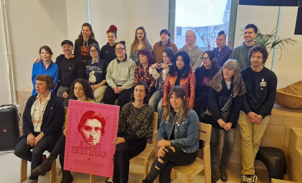 ‘Klandestinak’ Iruñeko emakumeen historiari buruzko zikloa aurkeztu dute