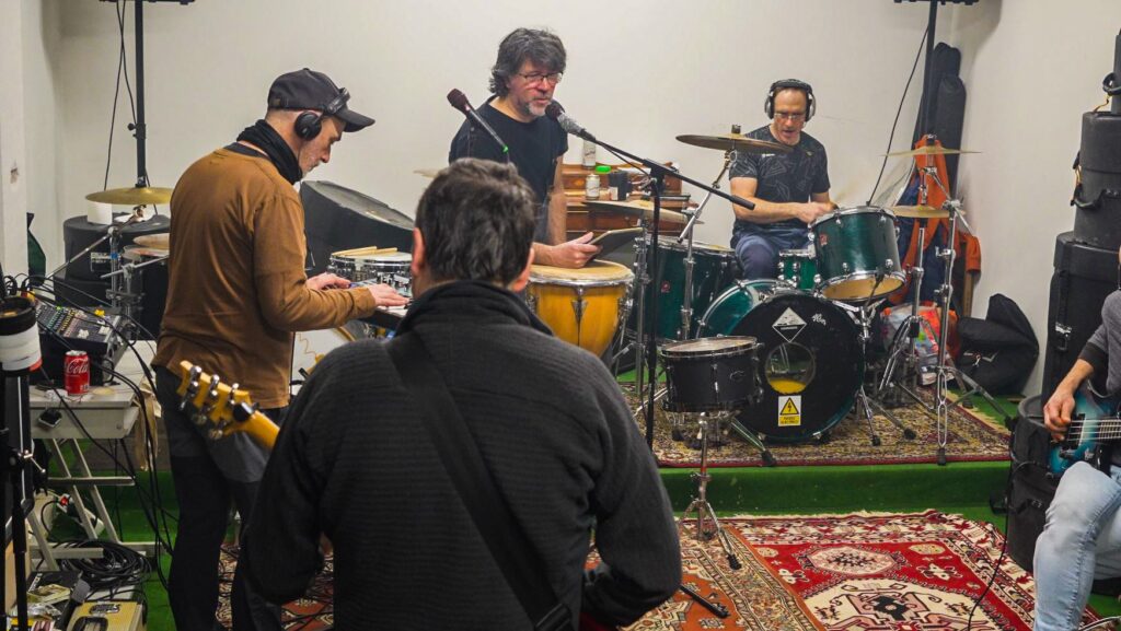 Buitraker, Autobus Magikoa eta Never Surrender taldeak berriro igoko dira oholtzara Hatortxu Rock jaiari agur esateko