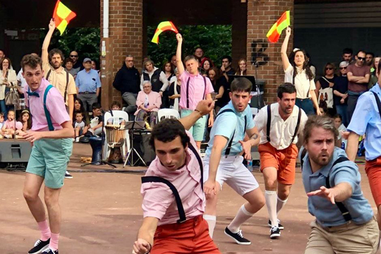 ‘Eszena Kalean’ eta ‘Kristalezko Kioskoa’ zikloak aurkeztu dituzte Getxon