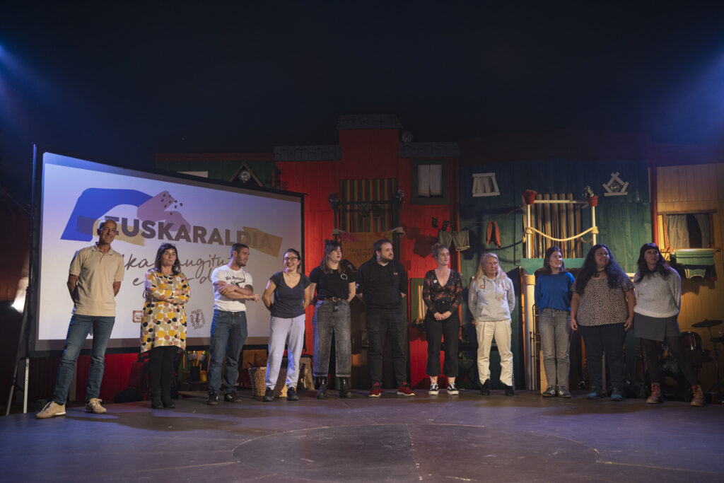 Txapa janzteko ordua heldu da